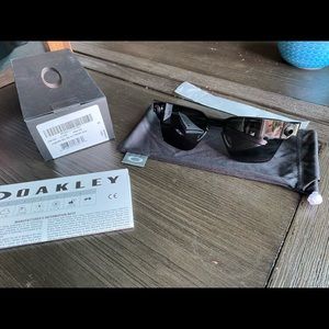 Oakley Lugplate black frame grey lenses Sunglasses